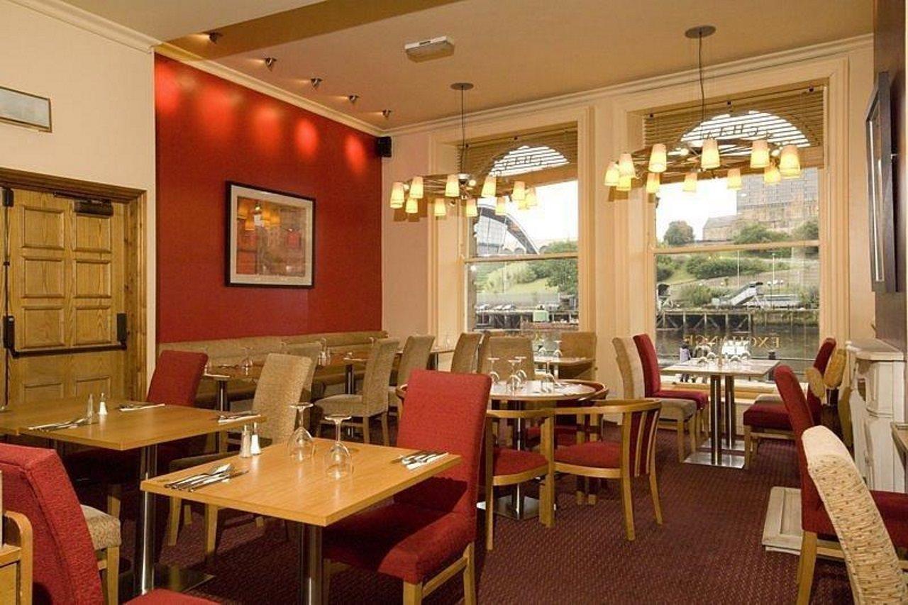 Premier Inn Newcastle Quayside Ngoại thất bức ảnh