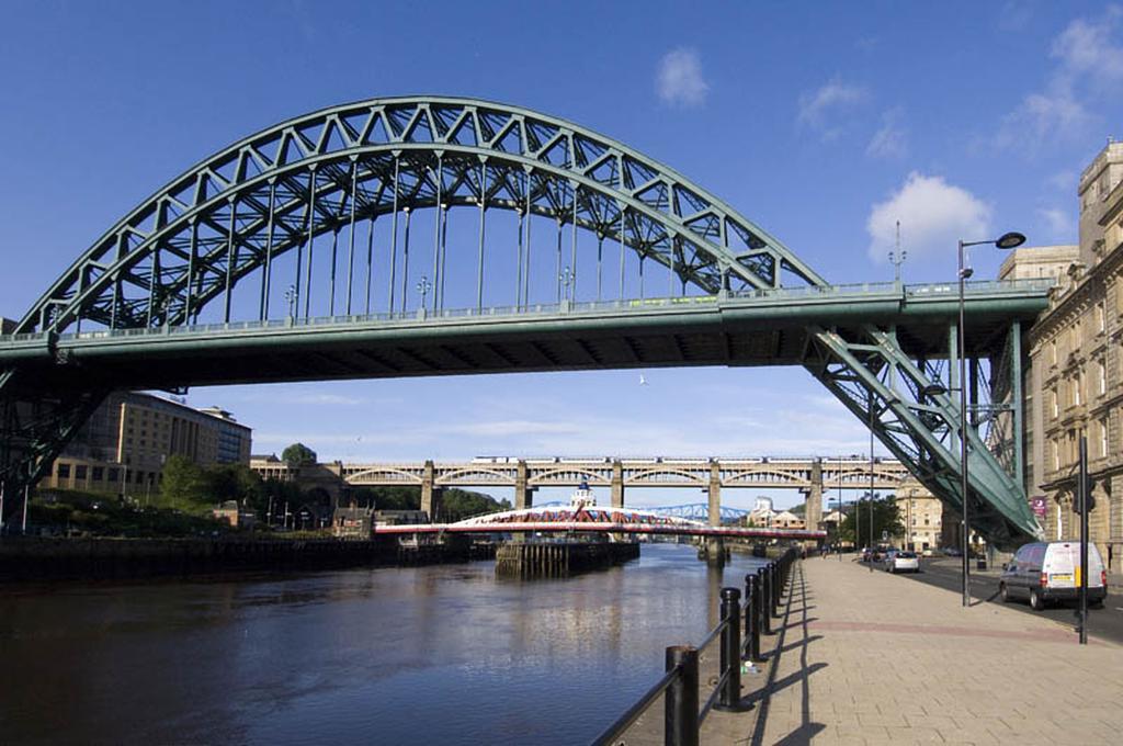 Premier Inn Newcastle Quayside Ngoại thất bức ảnh