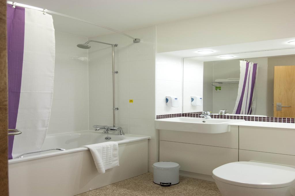 Premier Inn Newcastle Quayside Ngoại thất bức ảnh